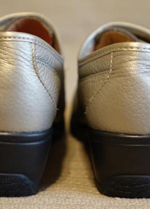 Комфортные закрытые кожаные туфли серебристого цвета stile di vita швейцария 36 р.9 фото