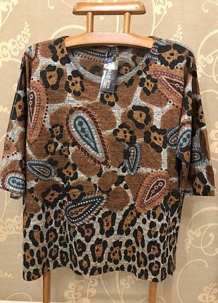 Дуже гарна і стильна брендовий італійська кофточка.