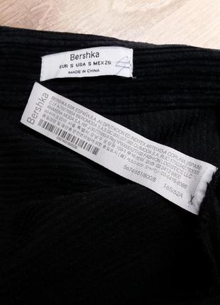 Крутая юбка на запах черного цвета велюр от bershka  p.s/m6 фото