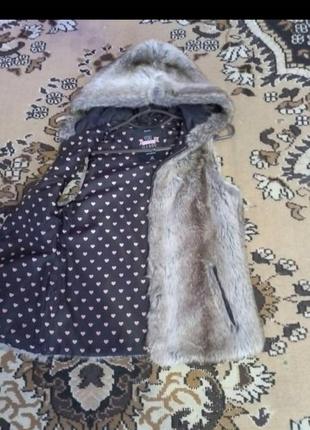 Безрукавка