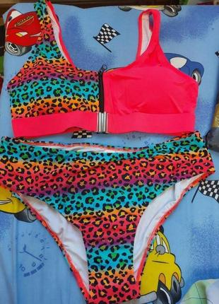 Яркий купальник2 фото