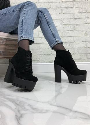 Черевики демісезонні черевики на високих підборах, натуральна замша