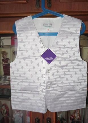 Нарядная жилетка