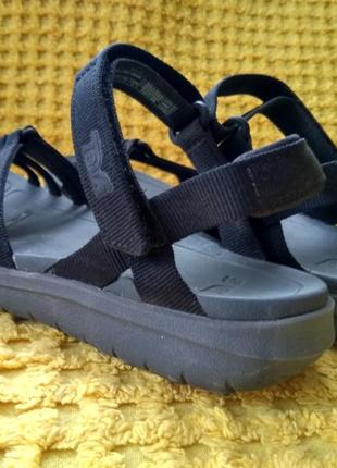 Сандалии босоножки teva tierra black hiking sandals 37р2 фото