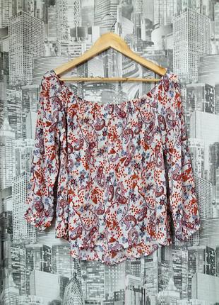 Блуза зі спущеними плечима, блузка