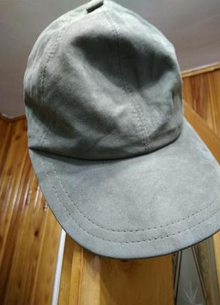 Бейсболка.
