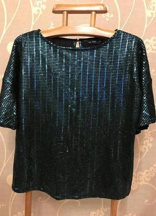 Нереальной красоты брендовая нарядная блузка из паеток изумрудного цвета.7 фото