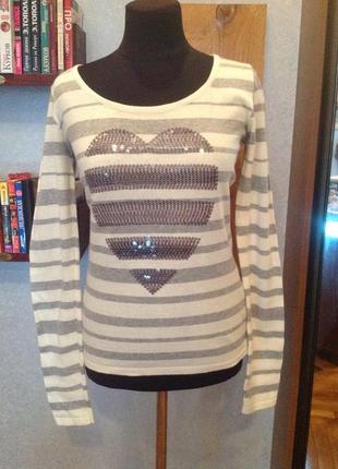 Милейший свитшот с большим сердцем бренда makena, р. 46-48