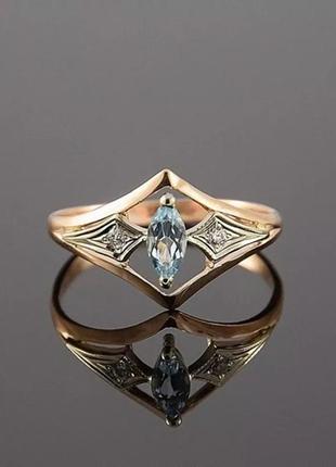 Красивое кольцо с кристаллами