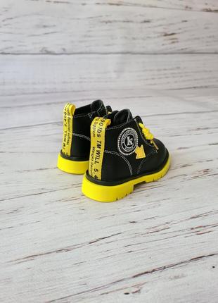 Демісезонні черевики для дівчинки4 фото