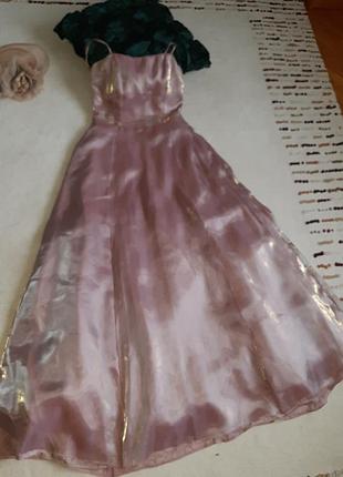 Нарядное платье
