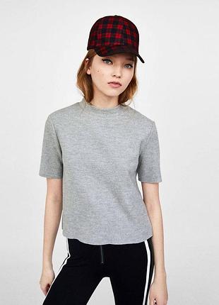 Сіра футболка з горловиною zara zara
