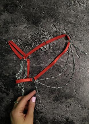 Сексуальный кружевной комплект белья с цепями4 фото