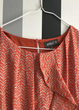 Красивое легкое платье apricot3 фото