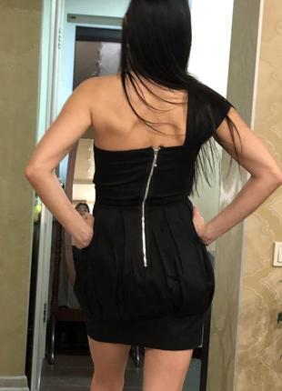 Короткое чёрное платье2 фото