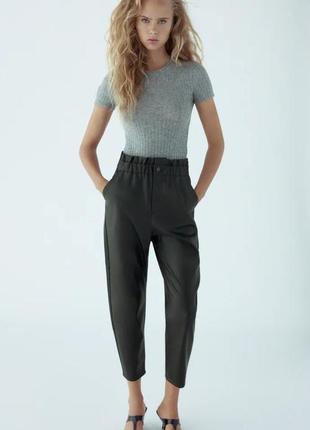 Zara новые кожаные штаны baggy багги свободные эко кожа  размер s 36