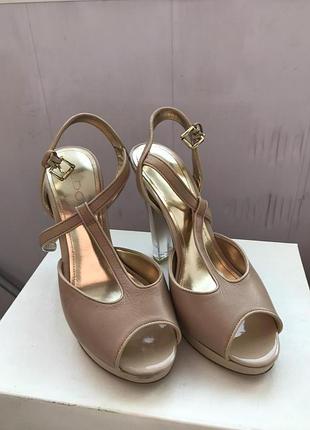 Продаю туфлі aldo