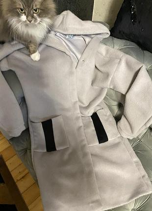 Легкое пальто