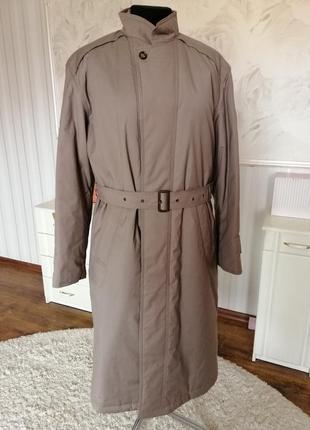 Утепленное пальто цвета мокко, размер 50-52.