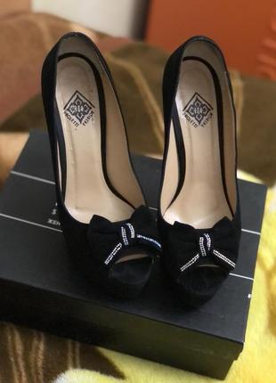 Супер шикарные туфли paoletti