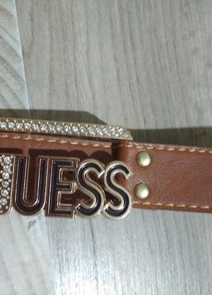 Крутой трендовый пояс в стиле этого года с пряжкой guess6 фото