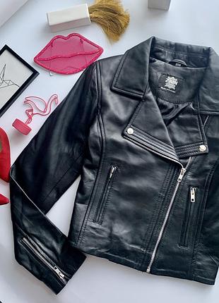 Натуральна шкіряна чорна куртка косуха