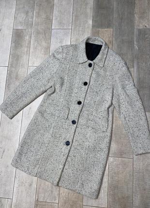 Сіре вовняне пальто,ялинка,приталене пальто