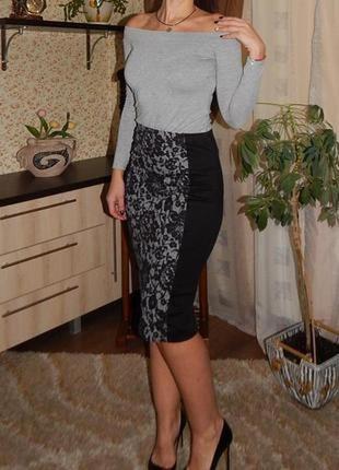 Топ з довгими рукавами і відкритими плічками розмір 8