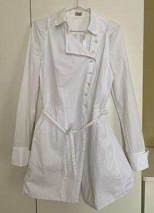 Удлиненная белая рубашка-платье/ рубашка платье с длинными рукавами и пышными плечами