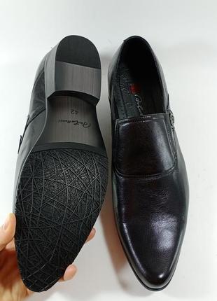 Aiciberllucci класичні туфлі шкіра каблук розміри:41,42,43,44,454 фото