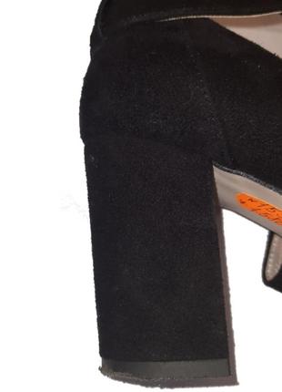 Туфли кожаные, натуральный замш на каблуке черные нарядные7 фото