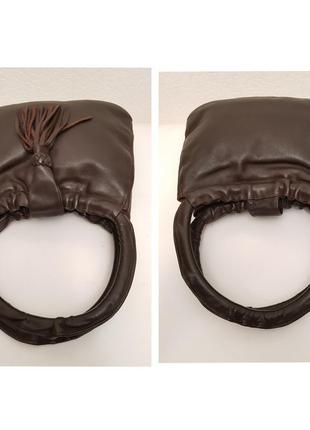 Изумительная кожаная сумочка интересного дизайна шоколадного цвета италия6 фото