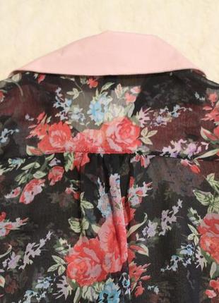 Блуза з квітковими мотивами5 фото