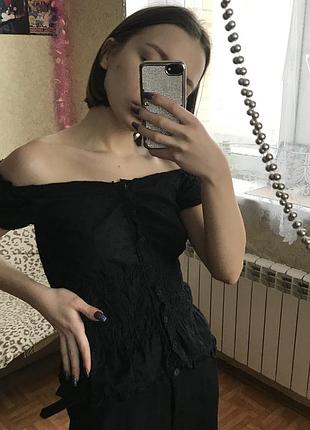 Трендовый топ со спущенными плечами корсет утяжки