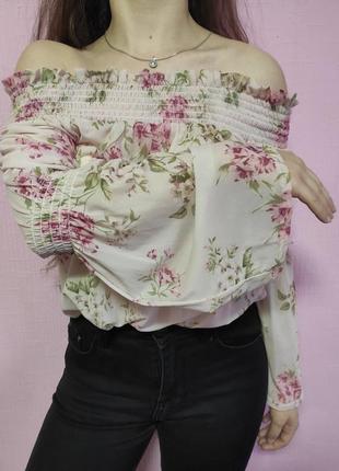 Невероятно красивая блуза с рукавами волланами от new look2 фото