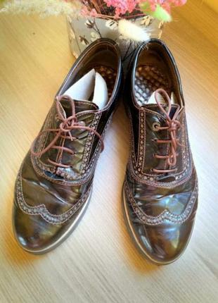 Кожаные туфли