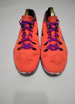 Продам красовки nike 4