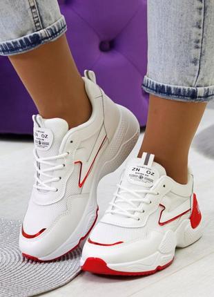 Женские кроссовки красные с белым9 фото