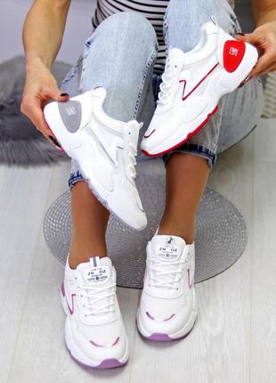 Женские кроссовки красные с белым8 фото