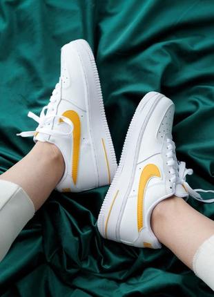 Nike air force 1 white/yellow🆕шикарні кросівки найк🆕купити накладений платіж2 фото