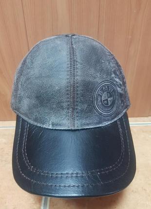 Бейсболка кожа