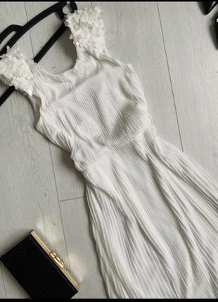 Платье макси , вечерне , свадебное на выпускной с пайетками и плисеровкой