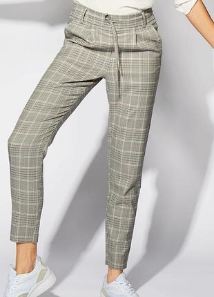 Штани жіночі завужені