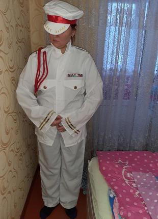 Карнавальный костюм моряка, капитана р.m,l.2 фото