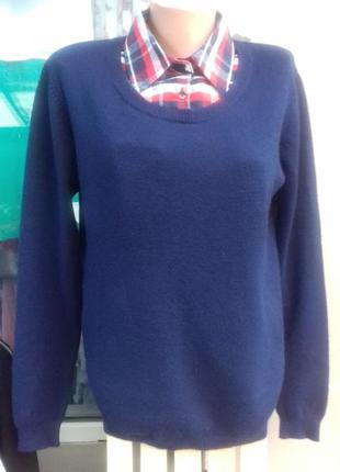 Свитер с рубашкой-обманкой