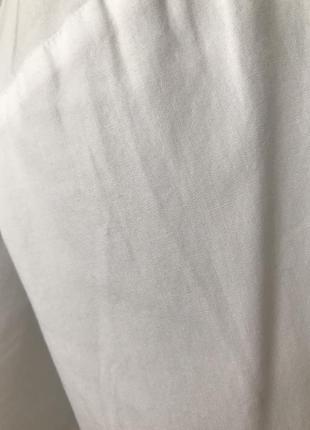 Белая летняя блуза на завязках на запах7 фото
