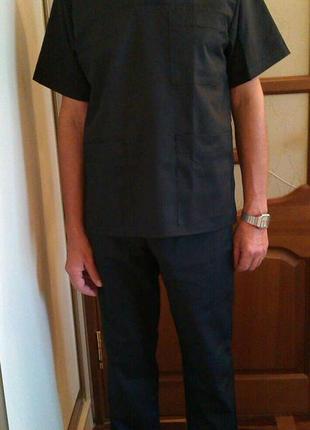 Черный медицинский костюм  46 размер с тонкой рубашечной ткани