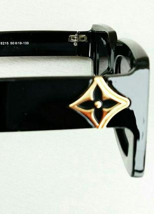 Louis vuitton жіночі сонцезахисні окуляри чорні з золотим логотипом8 фото