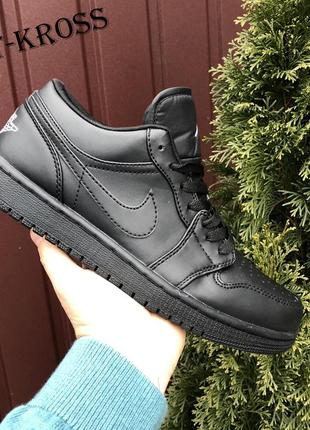 Мужские кроссовки nike air jordan 1 low черные