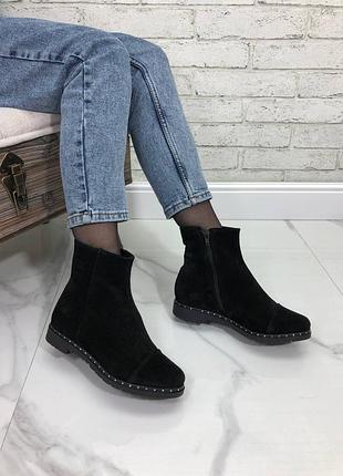 Черевики демісезонні черевики на низькому каблуці, натуральна замша